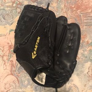 Easton APB1200 Alpha Series Baseball Glove (12 in)